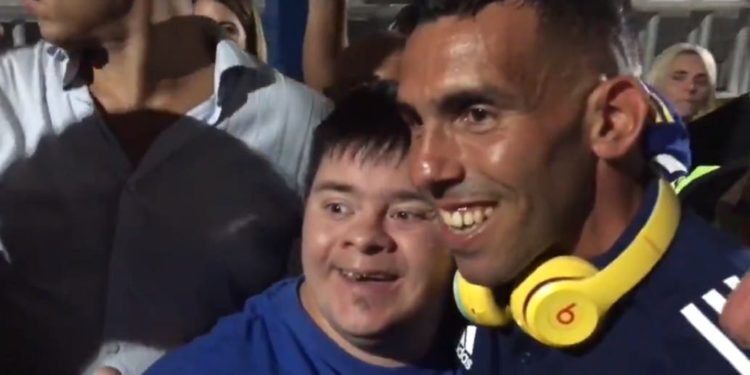 La emocionante historia de "Panchito", el chico con Síndrome de Down que conoció a Carlos Tevez el sábado en la Bombonera 1 2024