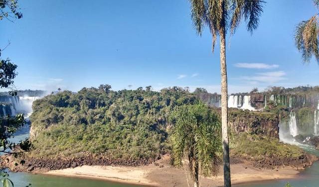Puerto Iguazú: por la bajante del rio reducen la producción de agua potable 1 2024