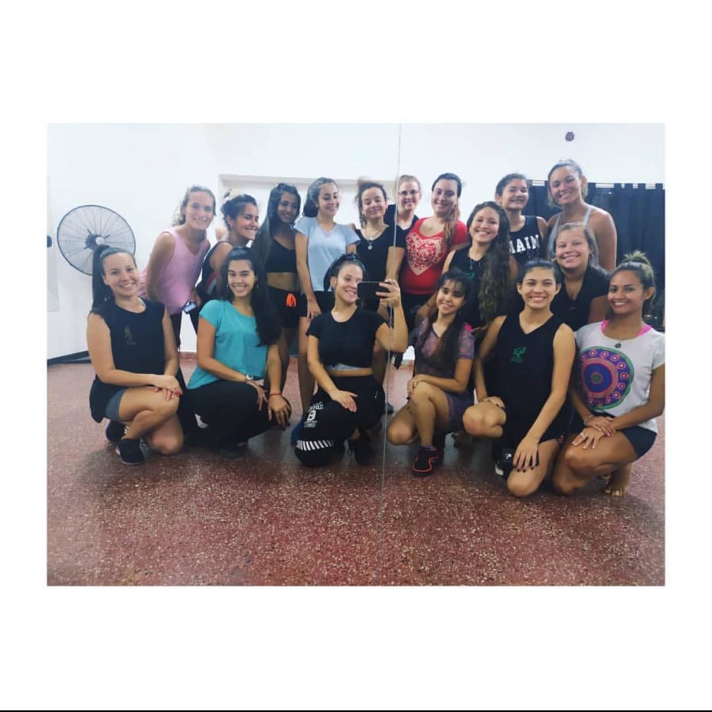 Profesoras de danza en cuarentena: "los desafíos y obstáculos que atraviesan como profesionales" 5 2024