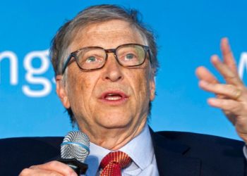 Bill Gates dijo que aún hay “una ventana abierta” para luchar contra el coronavirus y dio tres recomendaciones fundamentales 11 2024
