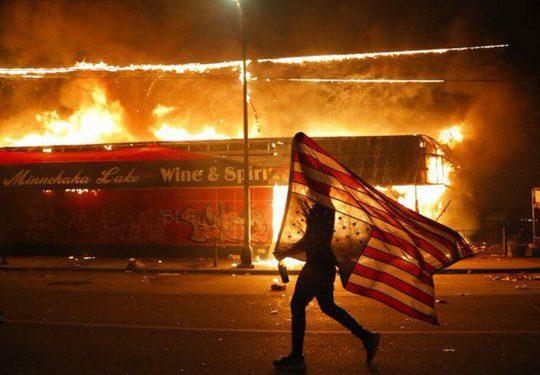 Otra noche de violencia y caos en Estados Unidos 1 2024