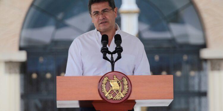 El presidente de Honduras fue hospitalizado por coronavirus 1 2024