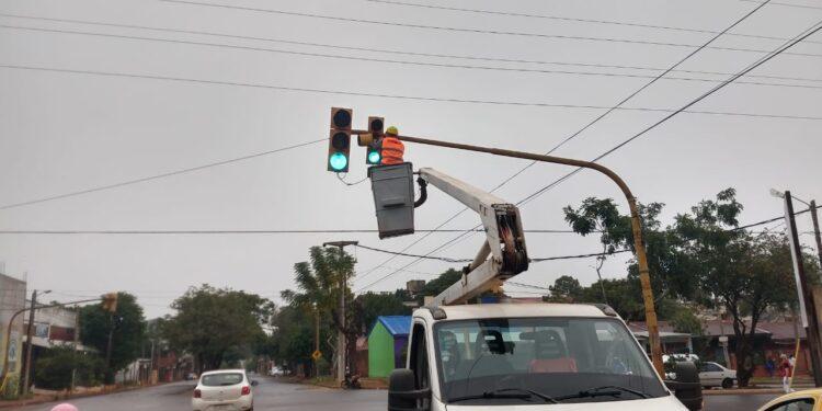 Desarrollan trabajos de mantenimiento en semáforos de la ciudad 1 2024