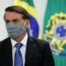 Enfermo de coronavirus, Bolsonaro recibió a simpatizantes en la residencia presidencial 14 2024