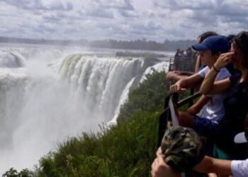 Roberto Enríquez sobre apertura de Cataratas: “Nos permite empezar, pero no creo que se salga este año” 11 2024