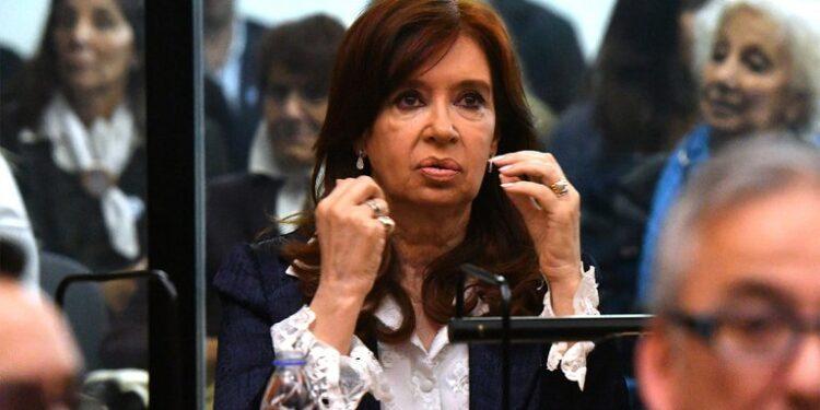 Este lunes se reanudará el juicio oral a CFK por la obra pública de Santa Cruz 1 2024