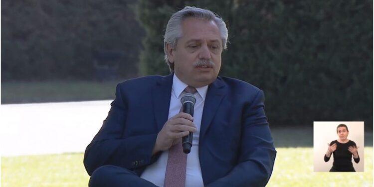 Alberto Fernández calificó de “imbéciles” y “miserables” a los dirigentes opositores que criticaron las nuevas medidas 1 2024