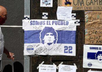 Maradona murió de un "edema agudo de pulmón secundario a una insuficiencia cardíaca" 9 2024