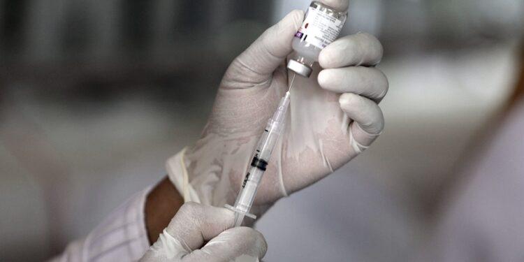 Alberto Fernández anunció que se firmó el contrato con Rusia para vacunar a 10 millones de personas 1 2024
