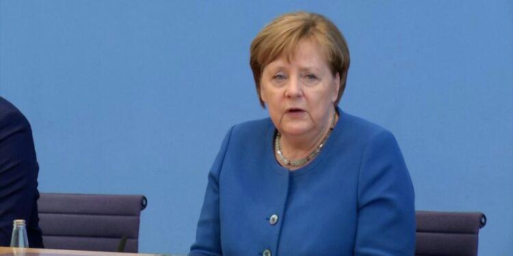 Alemania: Merkel pide medidas más estrictas al alcanzar el récord de muertos 1 2024