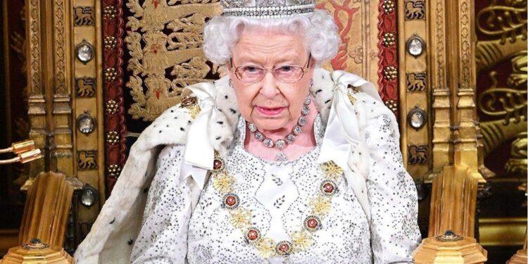 La reina Isabel de Inglaterra será una de las primeras personas en recibir la vacuna 1 2023