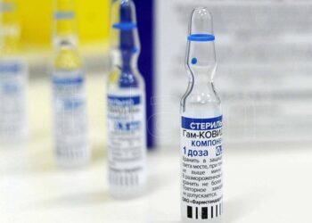 Rusia inicia trámites para registrar una vacuna monodosis, la Sputnik Light 17 2024