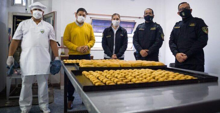 La panadería solidaria policial tuvo su primera prueba piloto de producción 1 2024