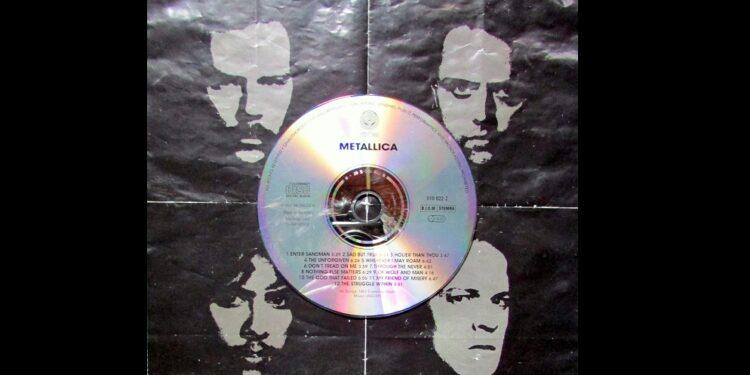 "Metallica": A 30 años de la edición del mítico "álbum negro" 1 2024