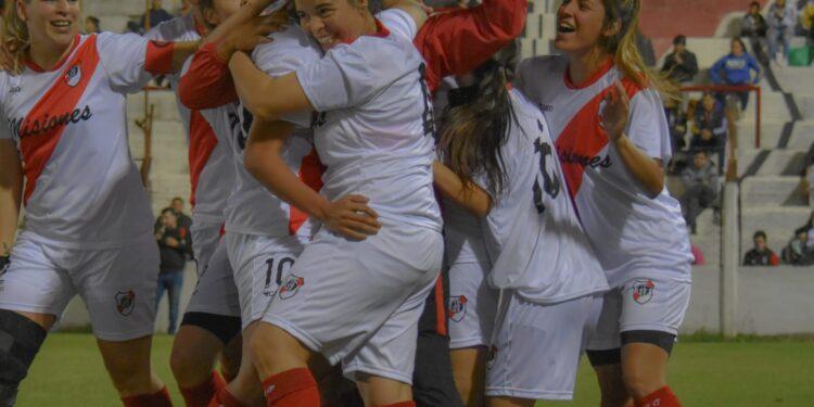 Guaraní y el título de las chicas en la Liga: de la consolidación al desafío de jugar un torneo nacional 1 2024