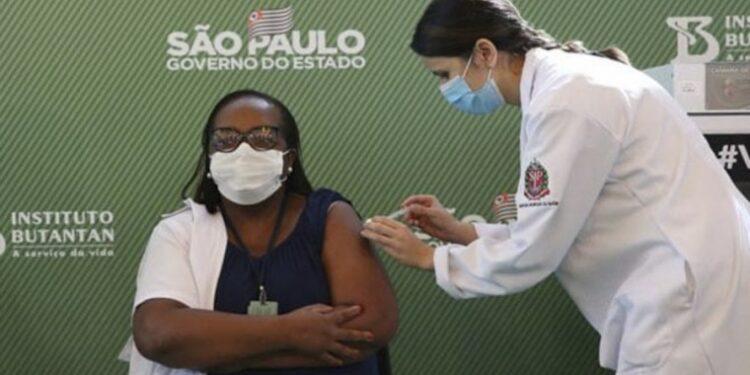 Brasil: anunciaron una cuarta dosis de la vacuna contra el coronavirus 1 2024