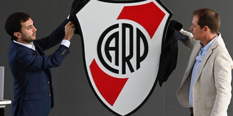 River relanzó su marca con la presentación del nuevo escudo del club 1 2024
