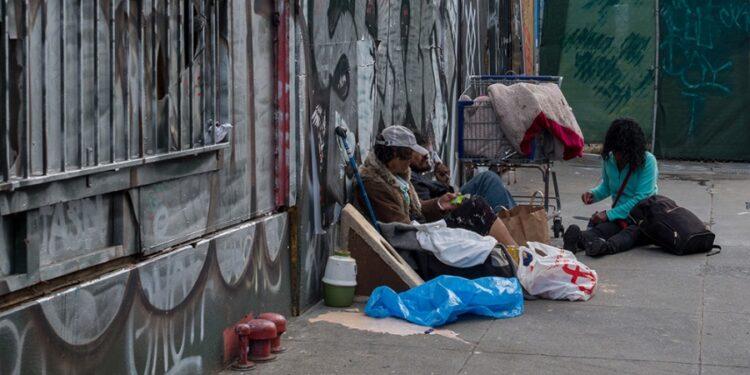 La pobreza llegó al 39,2% de la población y afectó a más de 18,6 millones de argentinos 1 2024
