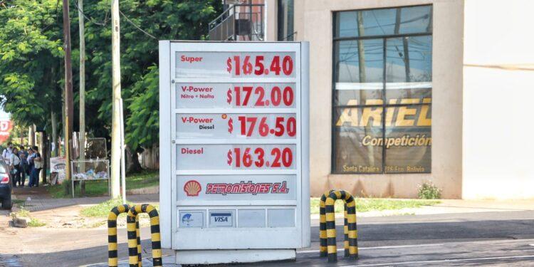 Aumento de combustibles: “El precio se ajusta con el mercado extranjero, pero debe venderse para consumo, no para tráfico” 1 2024