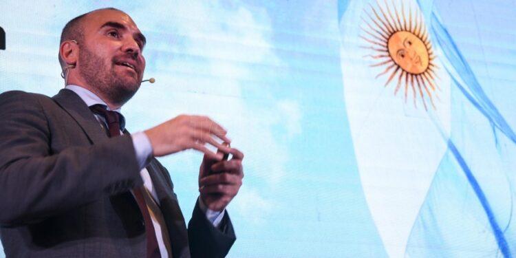 Guzmán: "Abandonar la moneda es reconocer una derrota como Estado-Nación" 1 2024