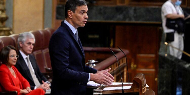 ESPAÑA: Sánchez anunció impuestos a ganancias extraordinarias de financieras y energéticas 1 2024
