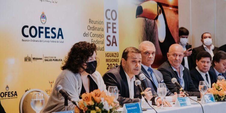 Vizzotti y Herrera Ahuad encabezaron reunión del Cofesa en Iguazú con el foco de debate en enfermedades crónicas y salud mental 1 2024