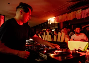 Der Tanz ilusiona: La presencia del DJ Andrey Pushkarev abrió la puerta del reencuentro 19 2024