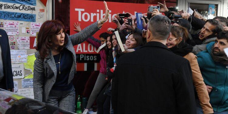 A 11 días del intento de magnicidio, amenazaron de muerte a Cristina Kirchner 1 2024