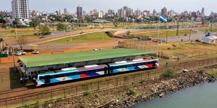 Tras el anuncio de la vuelta, el tren de pasajeros entre Posadas y Encarnación quedó suspendido por un conflicto entre empresas 1 2024