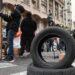 El Gobierno habilitará importaciones de neumáticos si este miércoles no se resuelve el conflicto sindical 3 2024