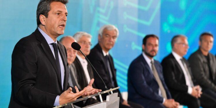 Massa presentó un nuevo Régimen de Fomento a las Inversiones y las Exportaciones 1 2024