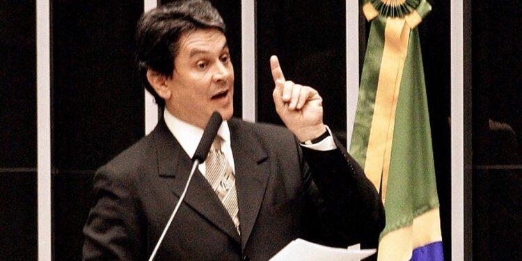 Un aliado de Bolsonaro se atrincheró, hirió a policías y se entregó 1 2024