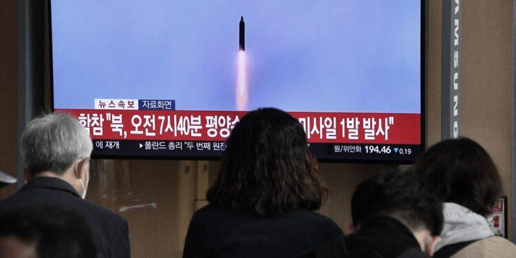 Corea del Norte elevó la tensión regional con el lanzamiento de un misil intercontinental 1 2024