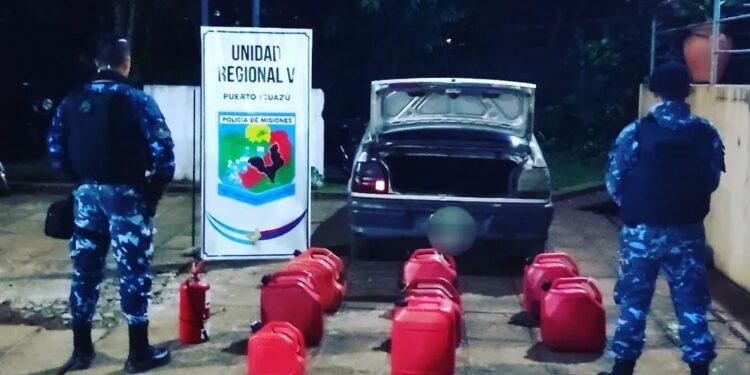 Incautaron 500 bidones de combustible en un auto con el tanque adulterado en Iguazú 1 2024