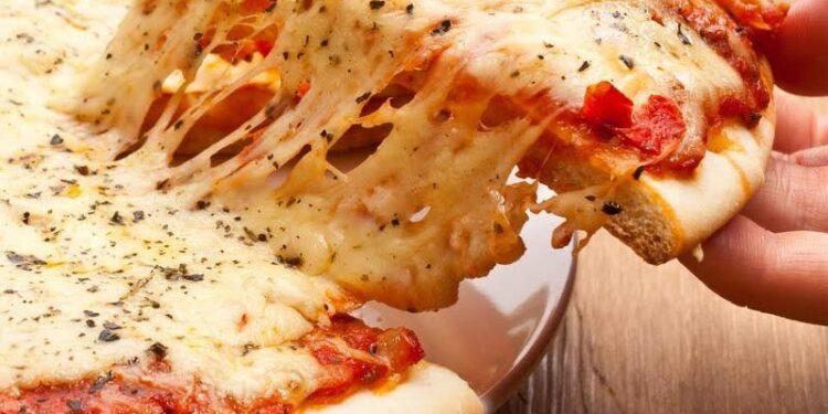 La pizza de muzzarella es la más popular del país, con el 34% de las preferencias 1 2024