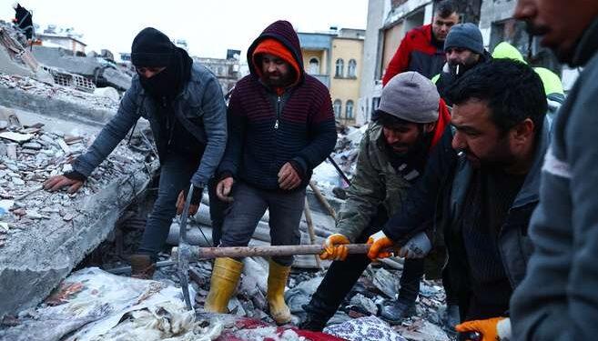 Terremoto en Turquía y Siria: buscan sobrevivientes y los muertos ascienden a 11.200 1 2024