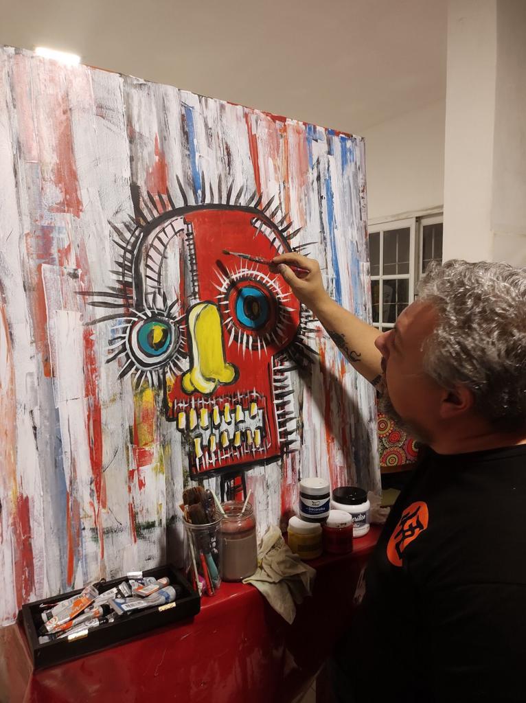 'Chapeau' Quintanilla: el artista misionero lleva sus obras a la Ciudad de las Luces 2 2023