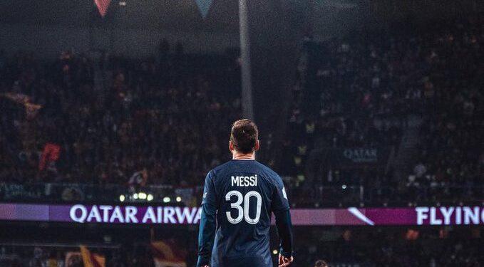 Hinchas del PSG insultaron a Messi y pidieron la renuncia de la dirección del club 1 2023