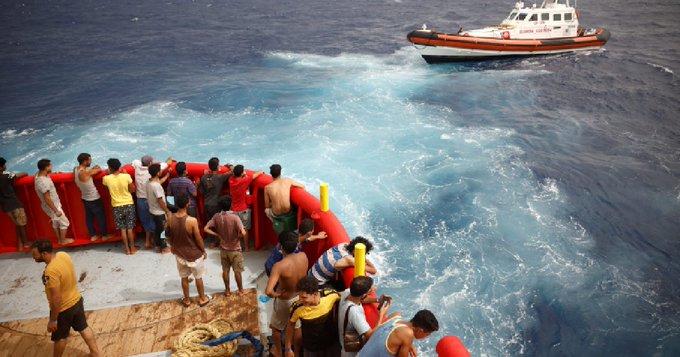 Buscan a migrantes desaparecidos tras dos naufragios frente a las costas italianas 1 2023