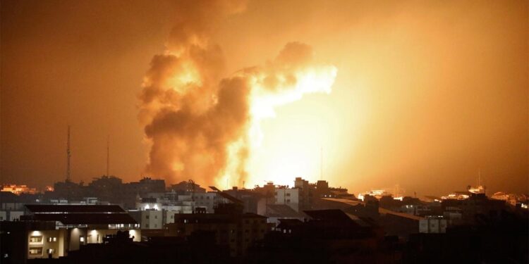 Ya son más de 1.000 los muertos y hay al menos un centenar de rehenes israelíes en Gaza 1 2023