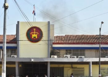Reclusos de Tacumbú acuerdan levantar toma y liberar a guardias, según la Policía de Paraguay 9 2024