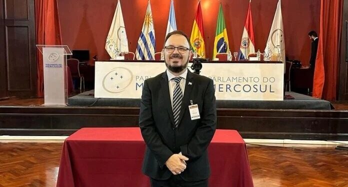 Diego Sartori asumió su banca como parlamentario del Mercosur 1 2024