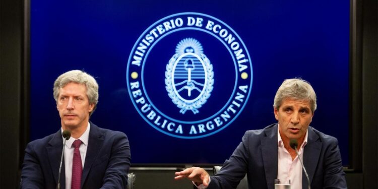 El FMI anunció acuerdo con Argentina y Caputo adelantó medidas más drásticas si no se aprueba la Ley Ómnibus 1 2024
