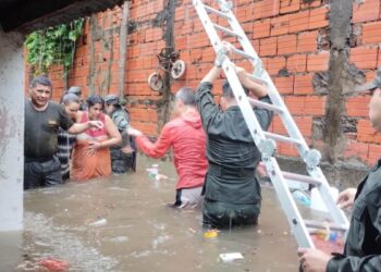 Corrientes sufre "la peor catástrofe natural" por inundaciones 7 2024