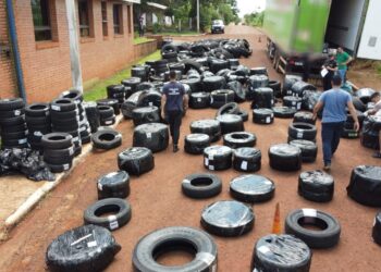 Realizan mayor secuestro de neumáticos ilegales en Misiones 13 2024
