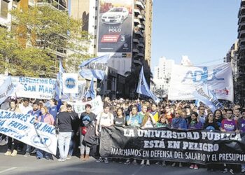 Las universidades alzan la voz en contra del ajuste del gobierno de Milei 17 2024